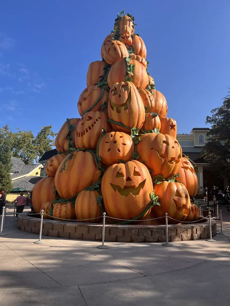 Fall in Gatlinburg, TN: What to Expect (2026)