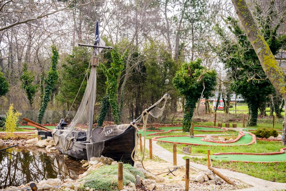 Where to Play Mini Golf in Gatlinburg