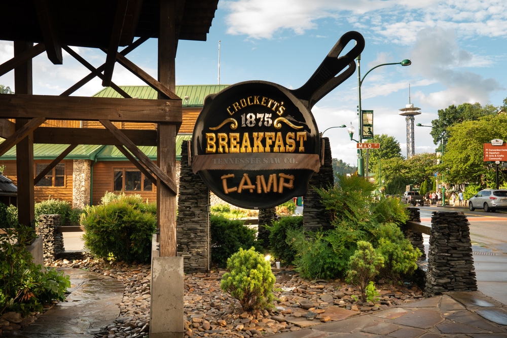8 Best Breakfast Spots in Gatlinburg